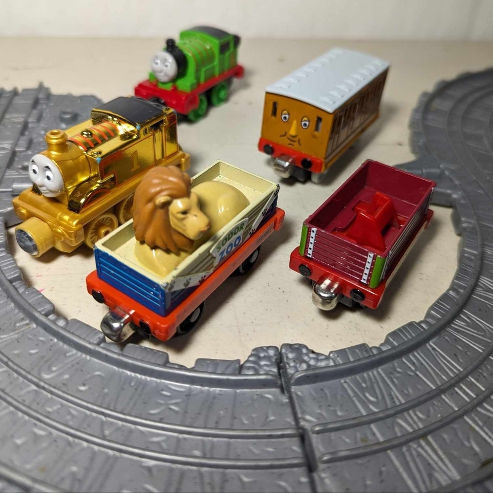 Thomas & Friends Train lot - Picture 7 of 12